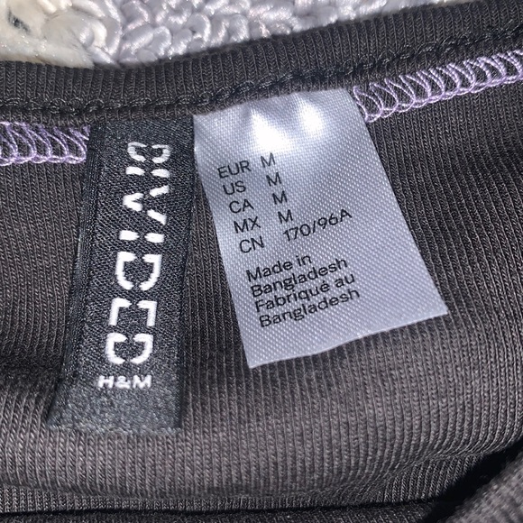 H&M THE LAZY DAZE crop top. - Picture 3 of 4